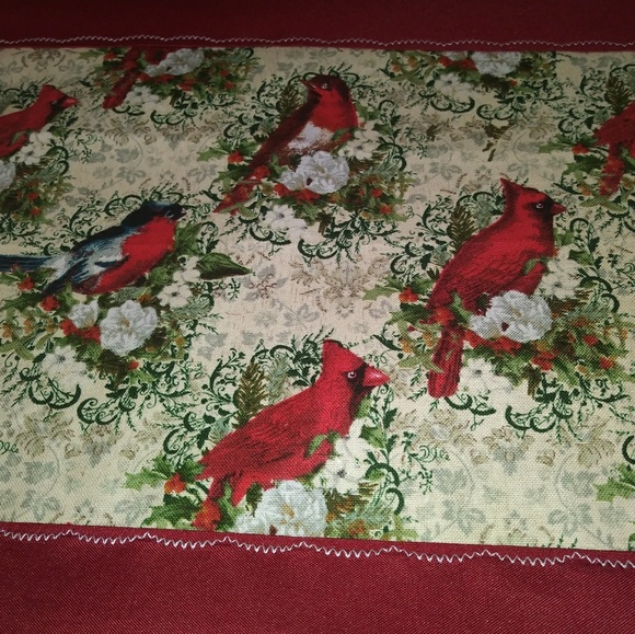 Cardinals table RUNNER - Picture 4 of 4
